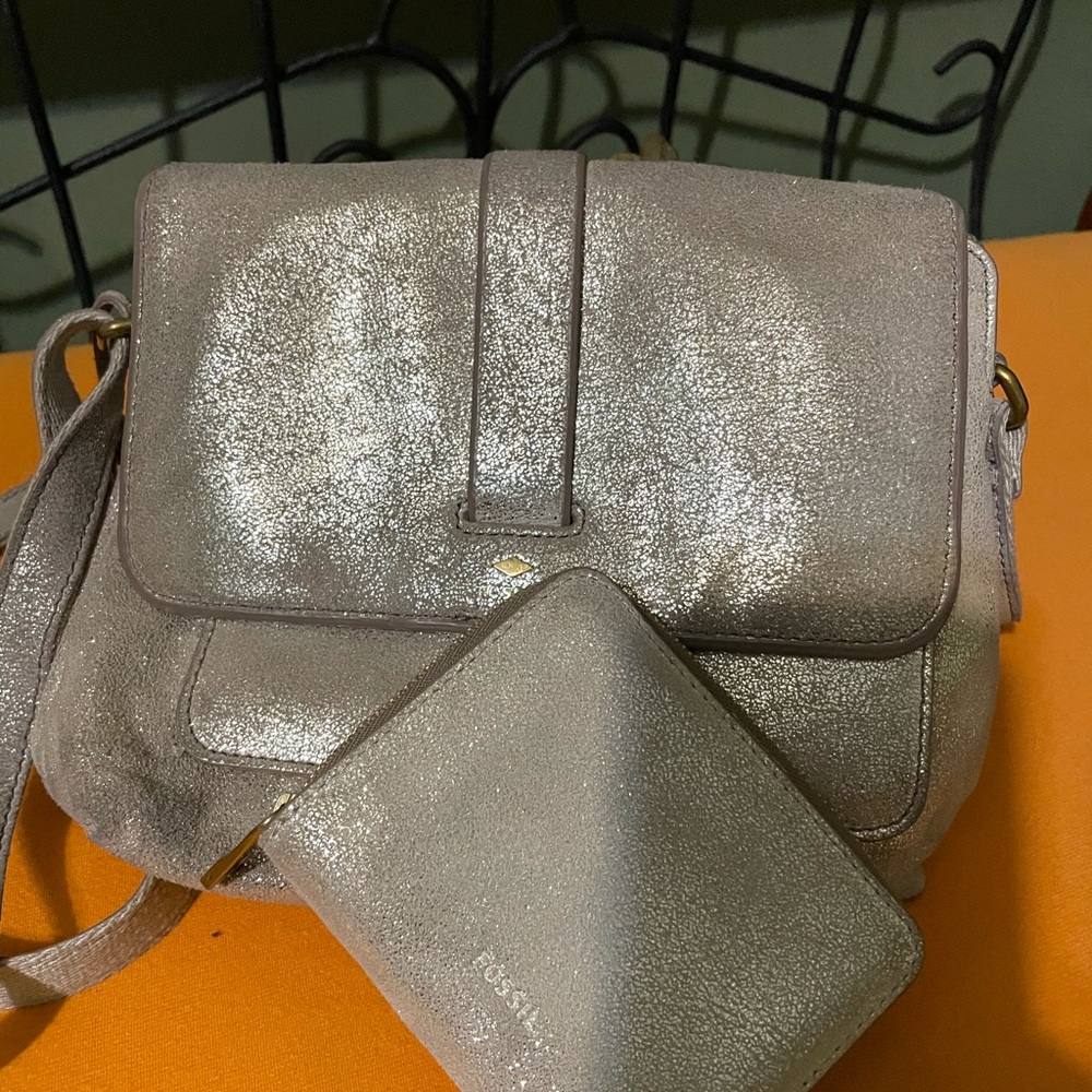 Handbag - Picture 2 of 8